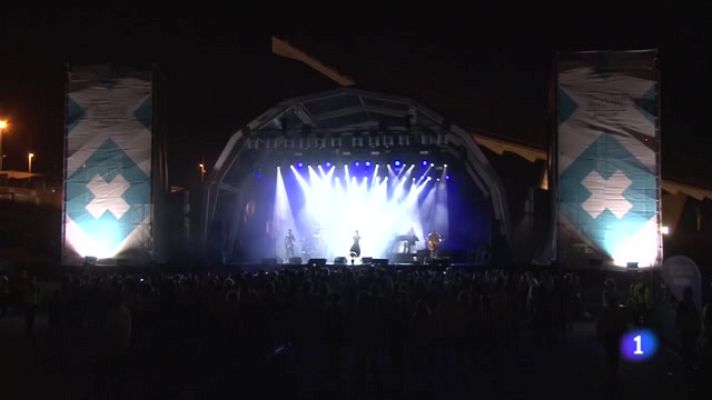 L'Informatiu - La Generalitat estudia canvis de format en els festivals de música i les festes majors