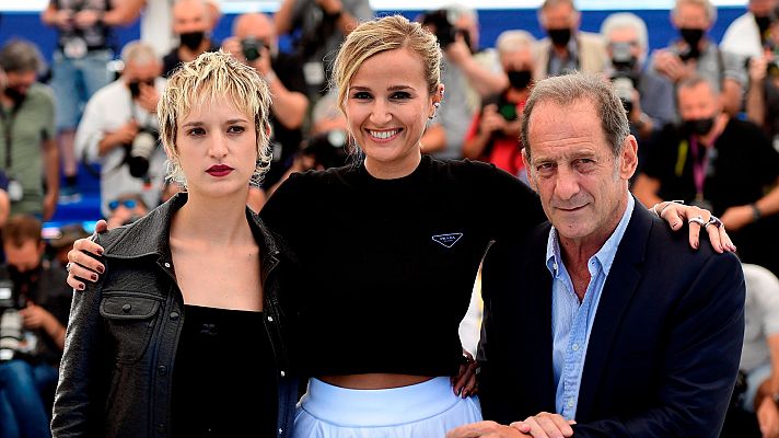 Telediario 1 - La polémica llega a Cannes con la película 'Tiitane', de la francesa Julia Ducournau