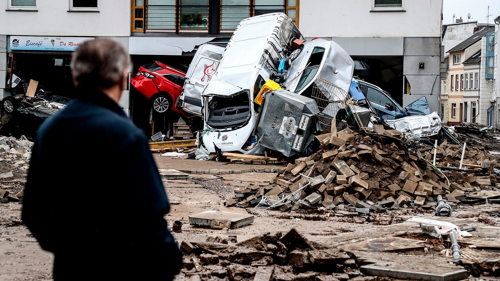 Las lluvias torrenciales en Alemania dejan ya más de 80 muertos - Informativo 24h | Ver