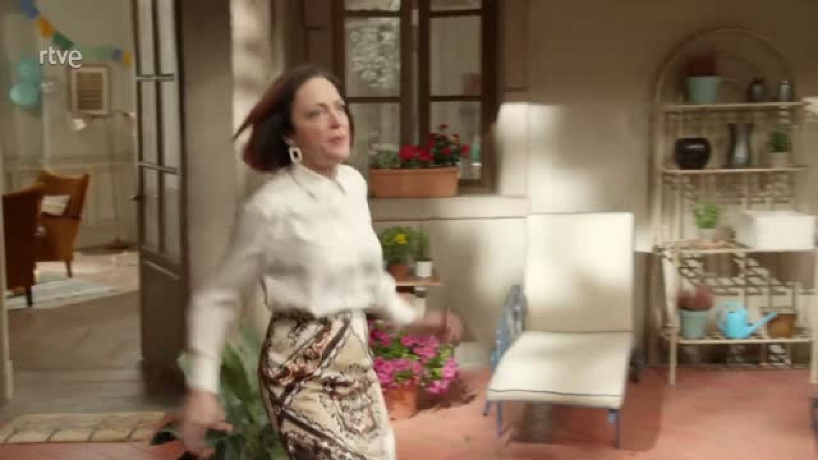 sergio amenaza a diana con pedir el dinero de vuelta