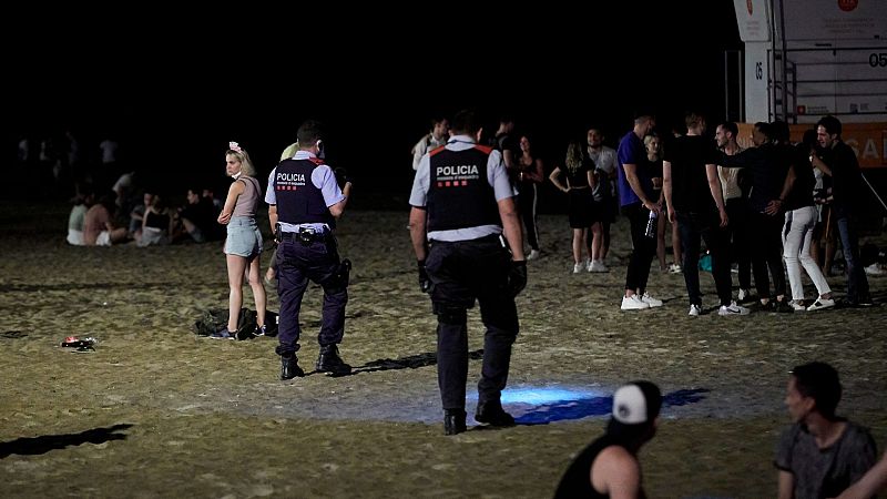 Toques de queda y cierres perimetrales para frenar el aumento de casos | Ver