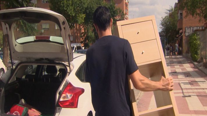 Telediario Fin de Semana - La compra de productos usados ha aumentado tras la pandemia