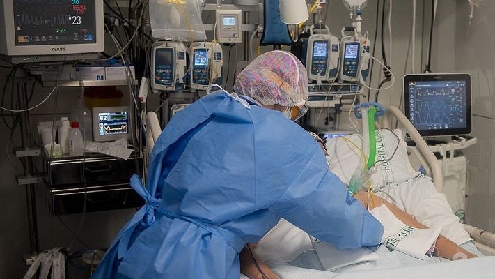 Informativo 24h - Sin las vacunas, estaríamos en "una de las olas más fuertes"