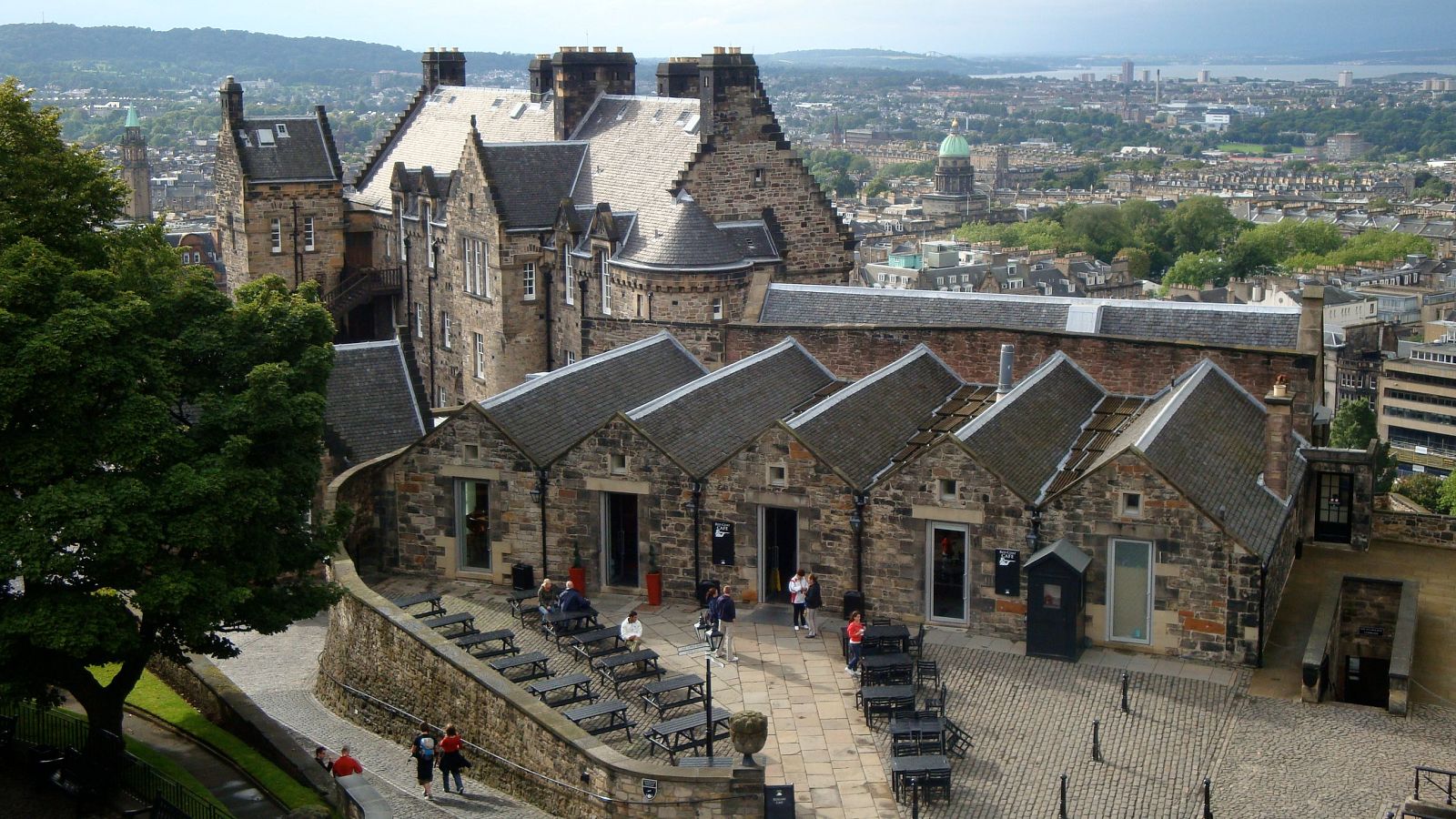 Españoles en el mundo - Edimburgo | Ver