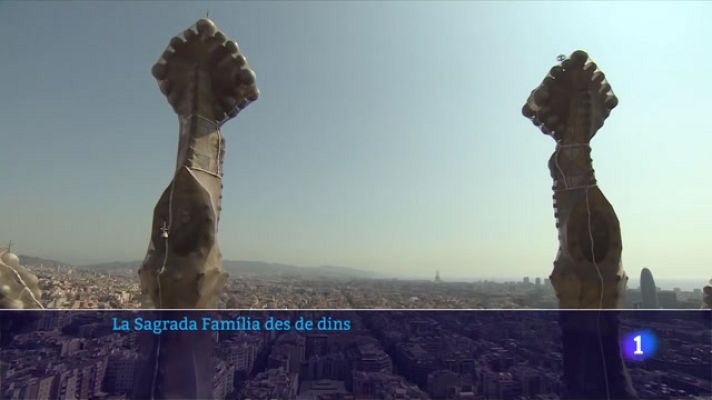 L'Informatiu - La Sagrada Família enllesteix el trencadís de la torre de Maria