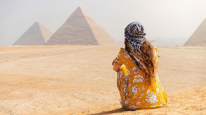 Telediario 2 - Condenan en Egipto a mujeres por subir vídeos en TikTok