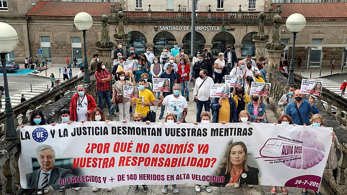 Telediario Fin de Semana - Las víctimas del accidente de tren en Santiago reclaman justicia cuando se cumplen 8 años "de ocultación y mentiras"