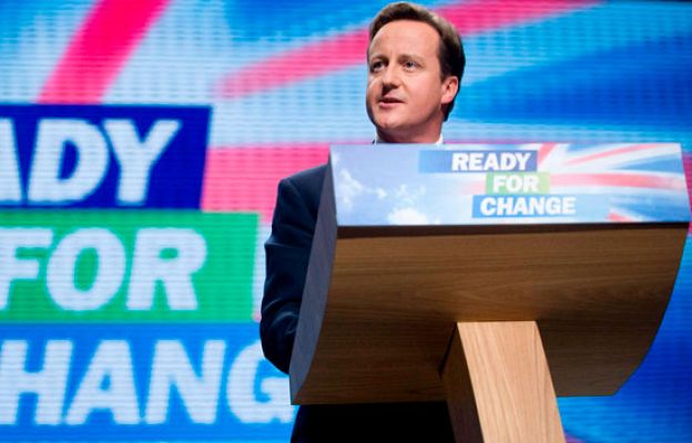  - Cameron, favorito en las encuestas