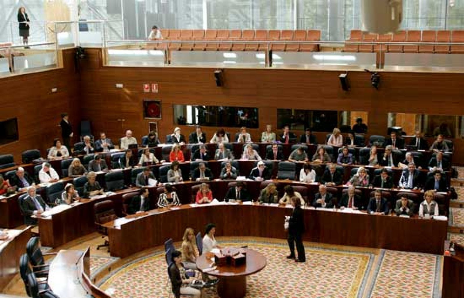 Los tres diputados del PP imputados en el caso Gürtel abandonan el grupo parlamentario popular | Ver