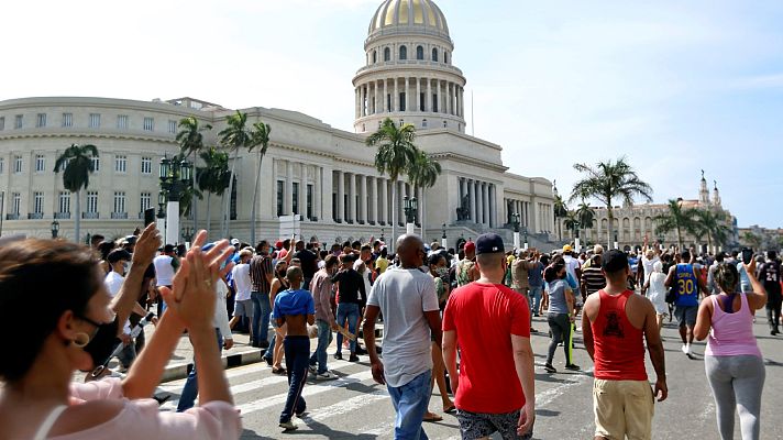 Telediario 1 - Denuncian irregularidades en los juicios de Cuba