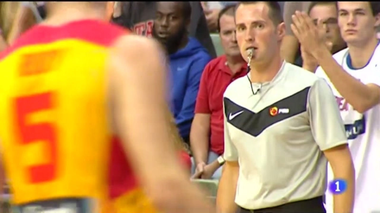 Luismi Castillo, de Murcia, arbitrará varios partidos de baloncesto en los JJOO de Tokyo 2020