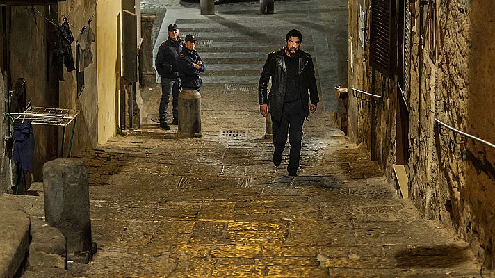 Los bastardos de Pizzofalcone - Bebés