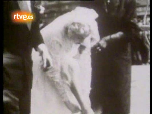  - Reportaje sobre una boda de acróbatas en La Bola de Cristal.