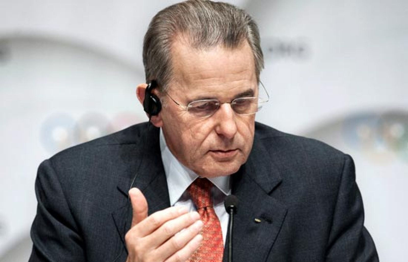 Rogge, reelegido en el COI | Ver