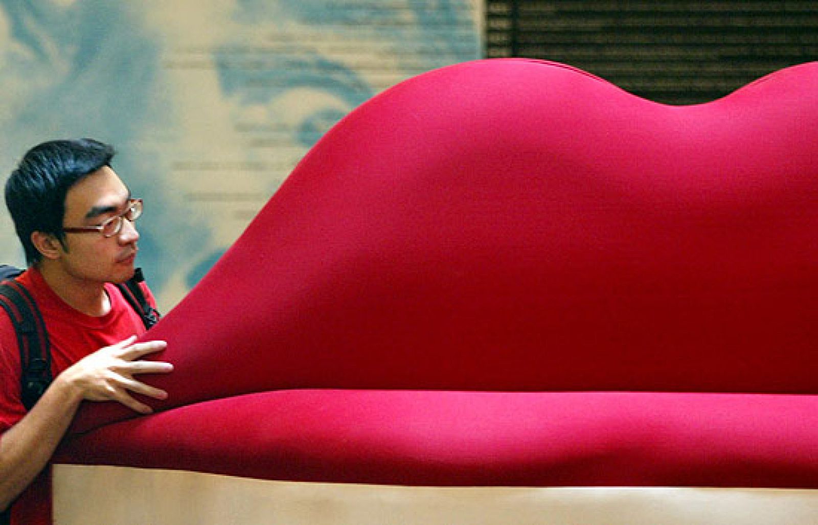 Una exposición muestra en México la historia del diseño español.