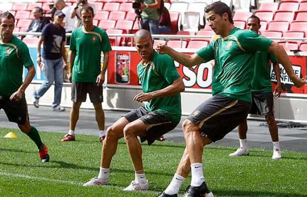  - Portugal busca sitio en el Mundial