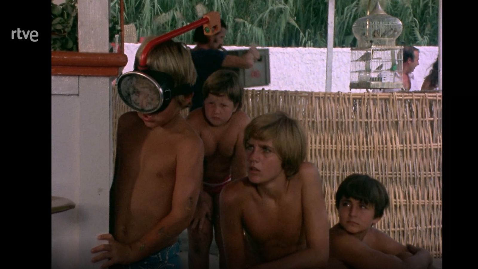 Verano azul - Episodio 6: El visitante - ver ahora