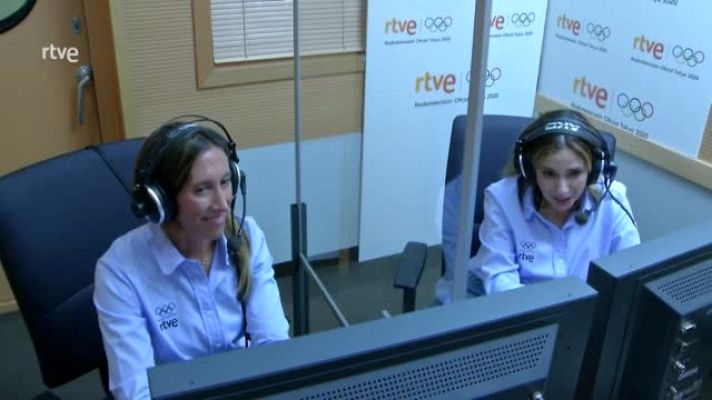  - Ángela Pumariega rompe a llorar en directo