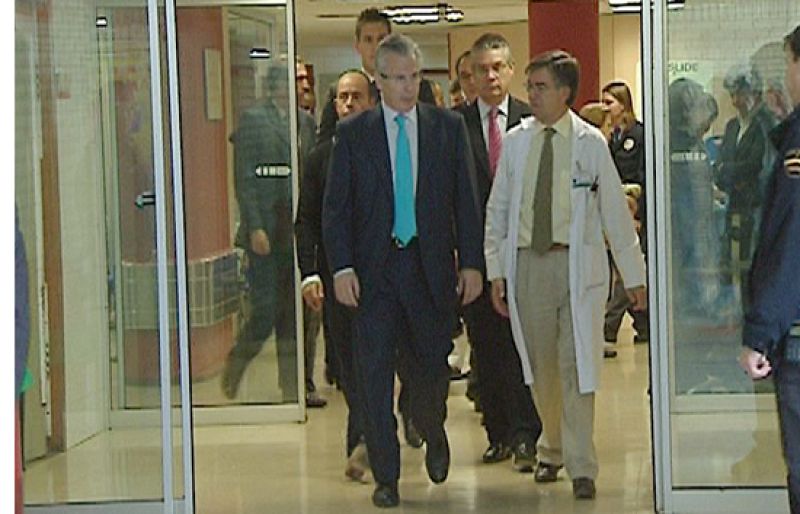 Garzón toma declaración a uno de los piratas en el hospital | Ver