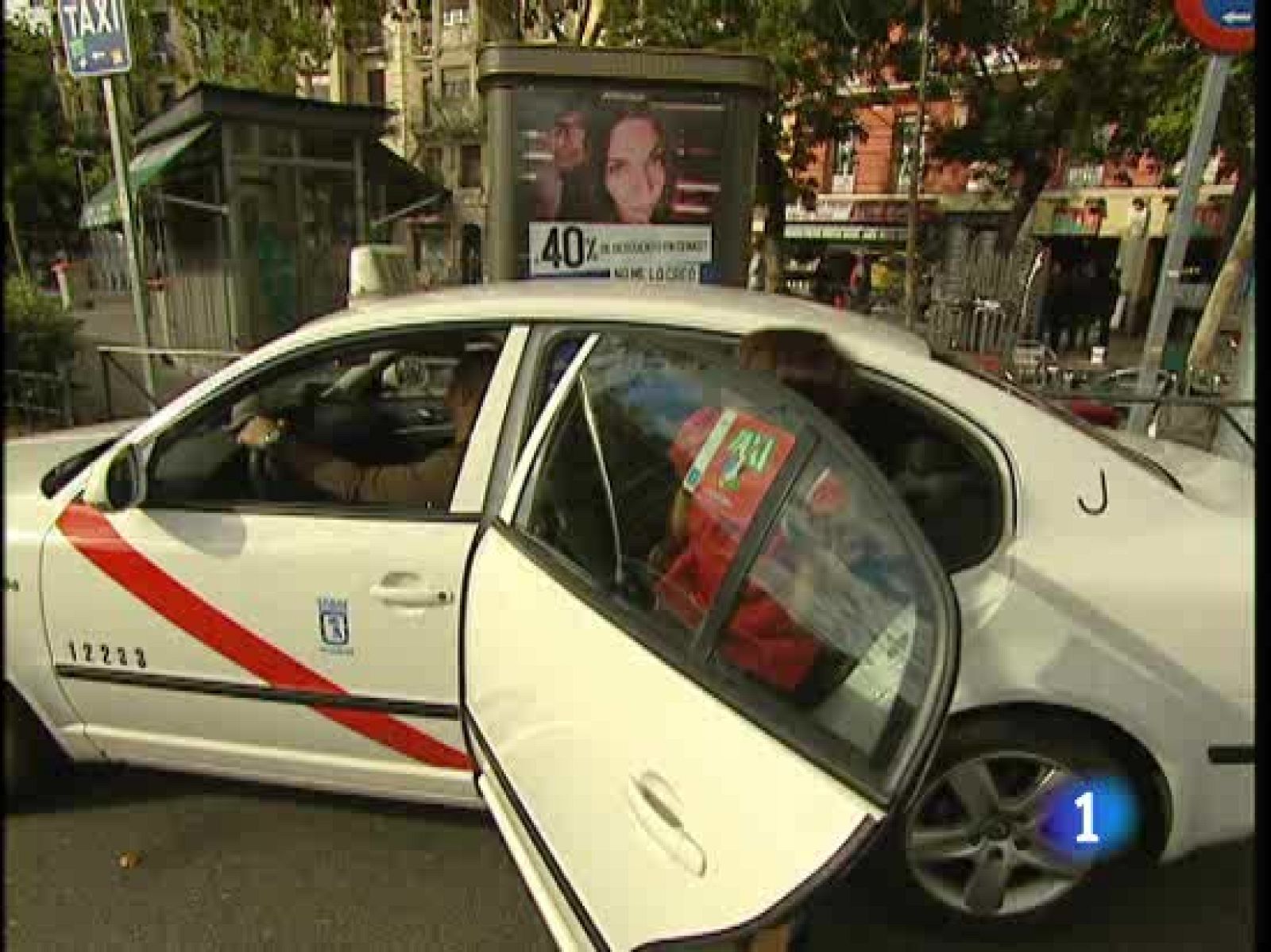 Daniel Díaz es taxista y lleva más de tres años escribiendo en un blog las historias que le cuentan | Ver