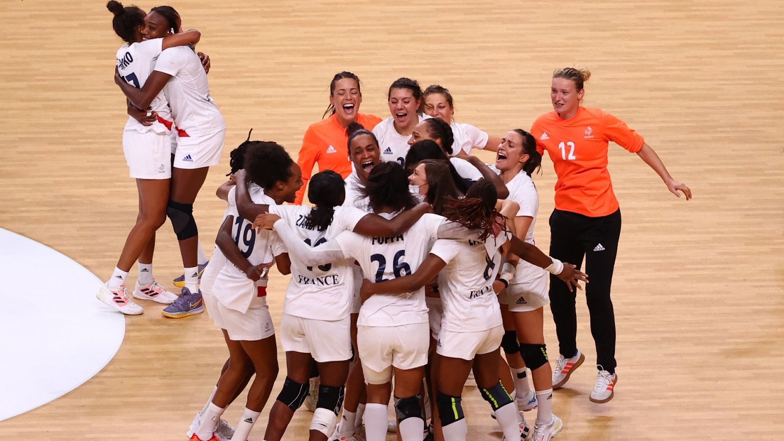 Francia gana 29-27 a Suecia y repite final olímpica - Ver ahora