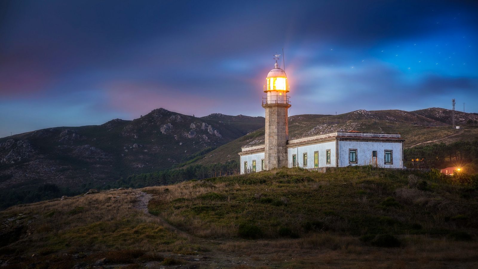 Dormir como un farero, un plan idílico para este verano - España Directo | Ver
