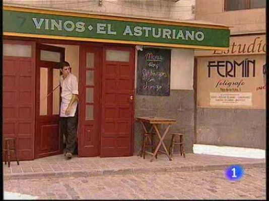 Amar en tiempos revueltos - Marce, agredido por Zacarías