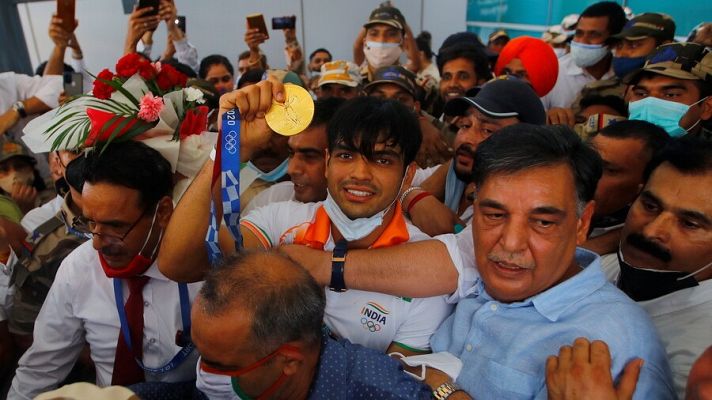 Informativo 24h - El atleta Neeraj Chopra es recibido en India como un héroe
