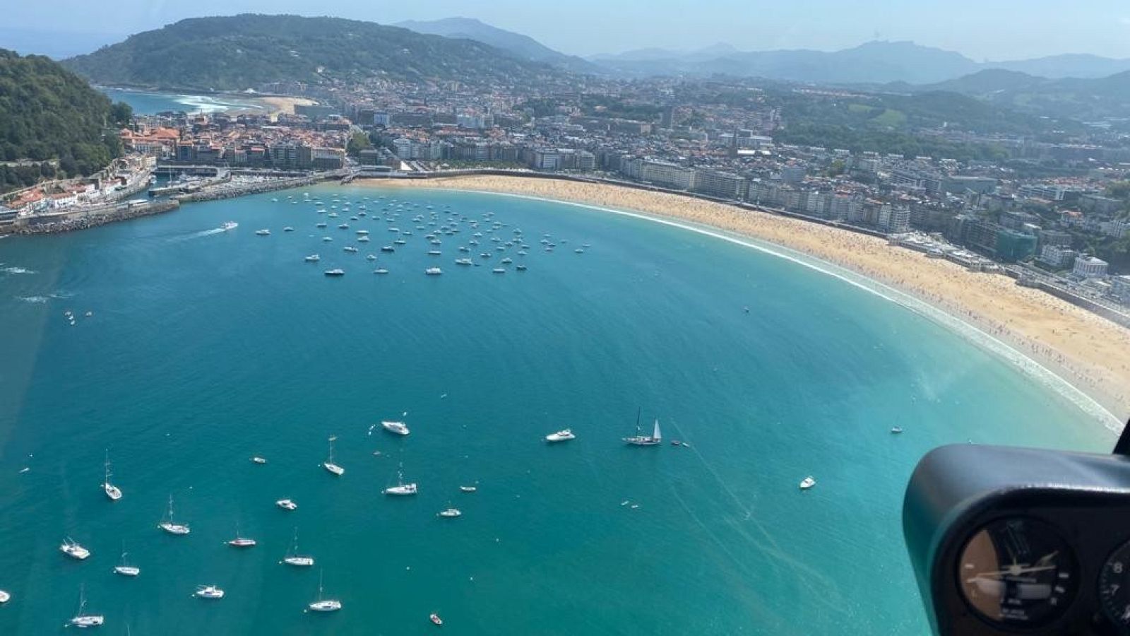 Un viaje por la costa donostiarra a vista de pájaro | Ver