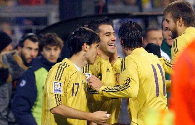  - España sella el pleno con goleada