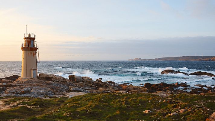 España Directo - A la pesca del longueirón en Fisterra