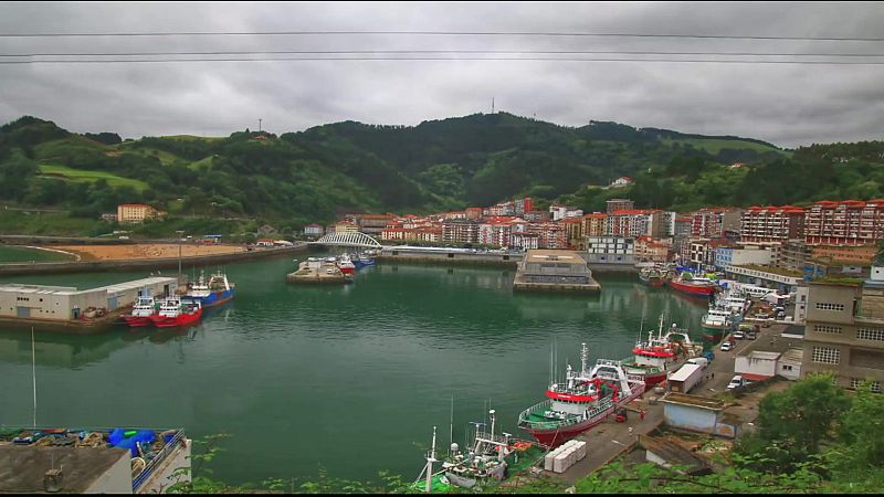 Posibilidad de algunos chubascos o tormentas, en general débiles y aislados, en zonas de interior del centro y nordeste - ver ahora