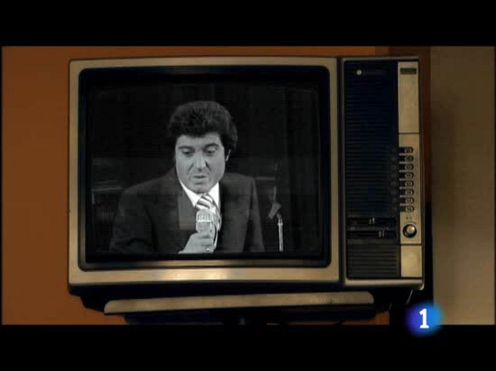 Cuéntame - Así contó TVE las elecciones de 1977 (Cuéntame) - Cuéntame cómo pasó | Ver