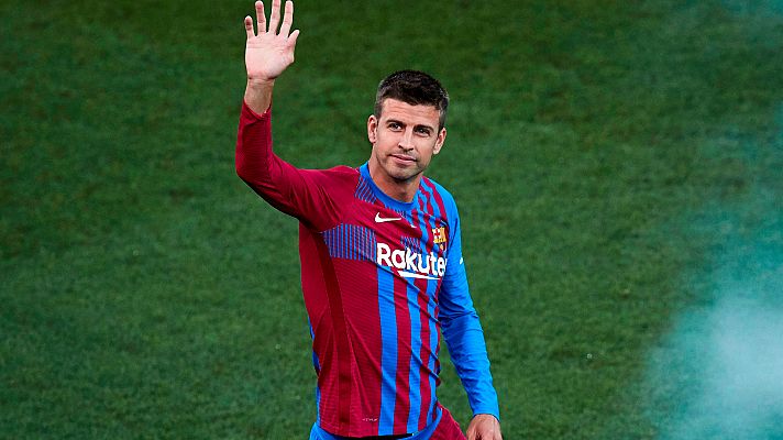 Telediario 1 - Piqué se baja "significativamente el sueldo" y el Barça inscribe a los fichajes