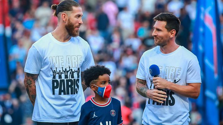 Telediario Fin de Semana - La afición del PSG enloquece con Leo Messi y Sergio Ramos