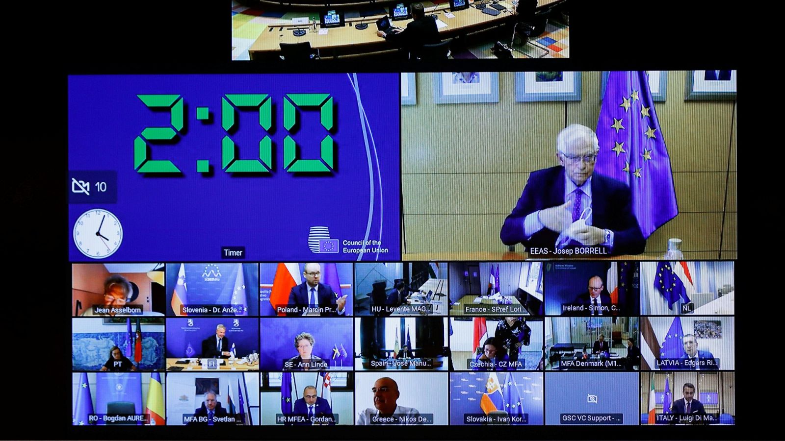 Josep Borrell aboga por mantener conversaciones con los talibanes porque "han ganado la guerra"