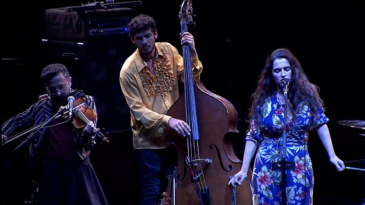 Festivales de verano de La 2 - 56º Jazzaldia: Silvia Pérez Cruz: Farsa Circus Band