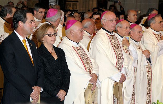  - Bono pide consenso para el aborto