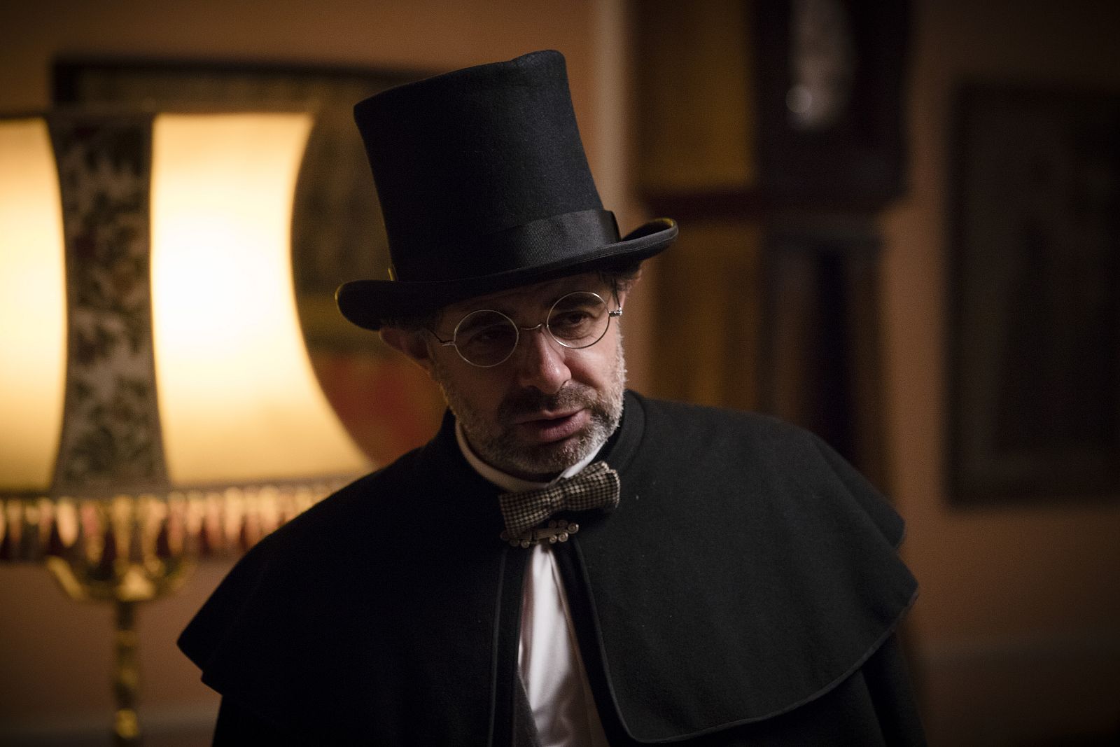 El hombre de la RAE, la pesadilla de Jorge Ramón Web - ¿Y si sí? | Ver