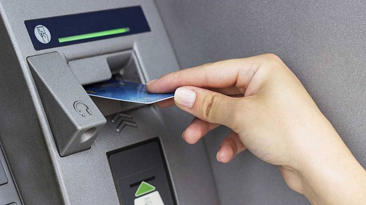 Telediario 1 - Rebelión en Galicia contra el cierre de oficinas bancarias