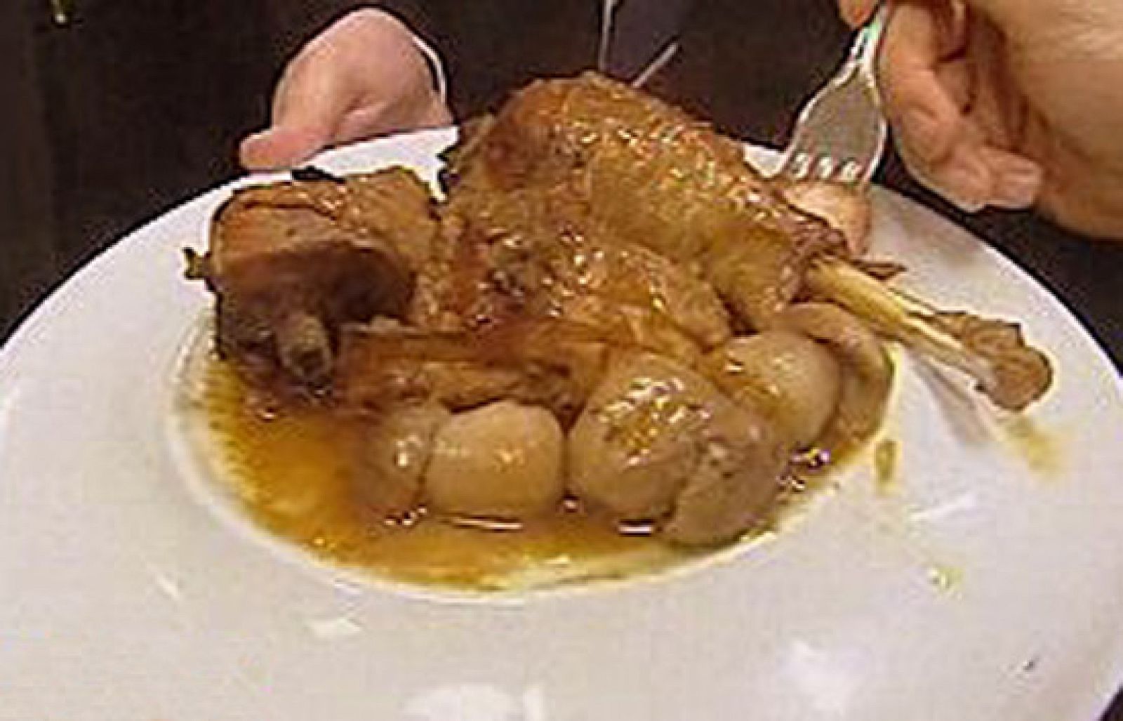 España Directo - Pollo de corral con hongos - RTVE Cocina | Ver