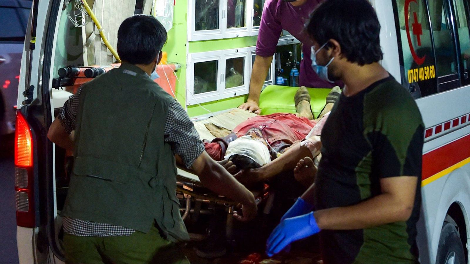 Anis, testigo del atentado en Kabul: "Vimos a la gente llorando y las mujeres y los niños con las caras ensangrentadas"