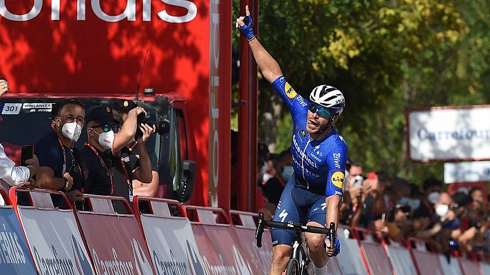 Vuelta ciclista a España - Vuelta a España | Senechal gana al 'sprint' en Villanueva de la Serena