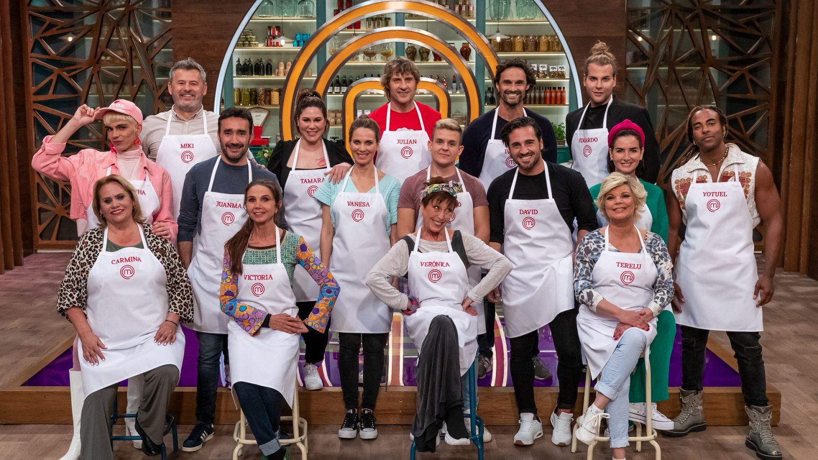 Los aspirantes de MasterChef Celebrity 6 llenan las cocinas de glamour | Ver tráiler