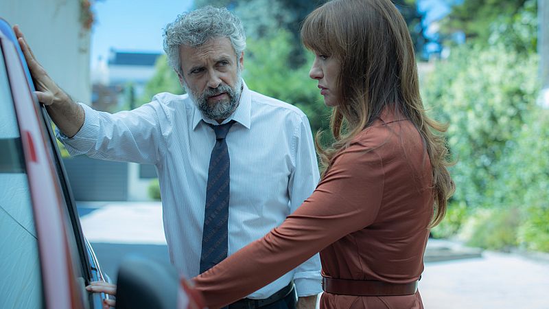 Ana Tramel. El juego - Episodio 2: La demanda