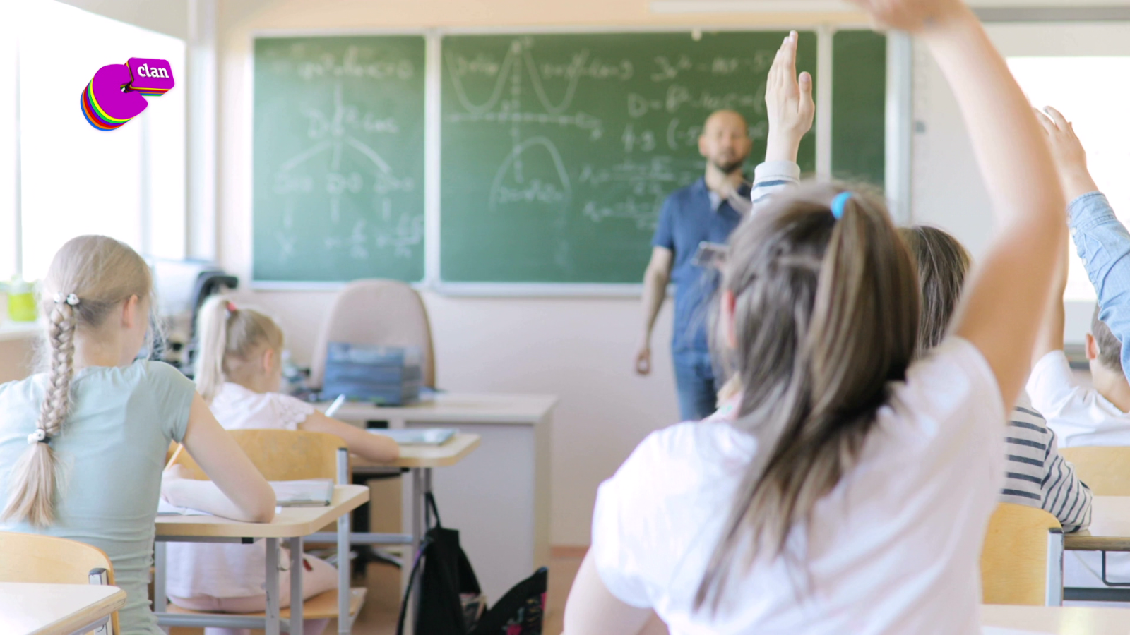 El mes de - CAMPAÑA 'EDUCACIÓN DE CALIDAD' - La educación mejora nuestras vidas - RTVE.es - El mes de... | Ver