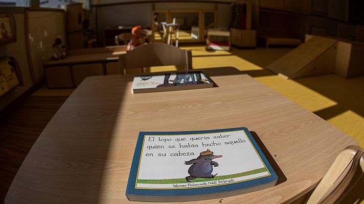 Telediario en lengua de signos - Telediario - 8 horas - 06/09/21 - Lengua de signos