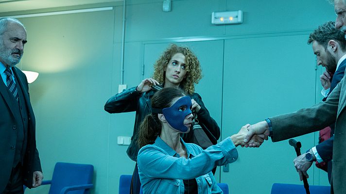 Ana Tramel. El juego - Fantasmas