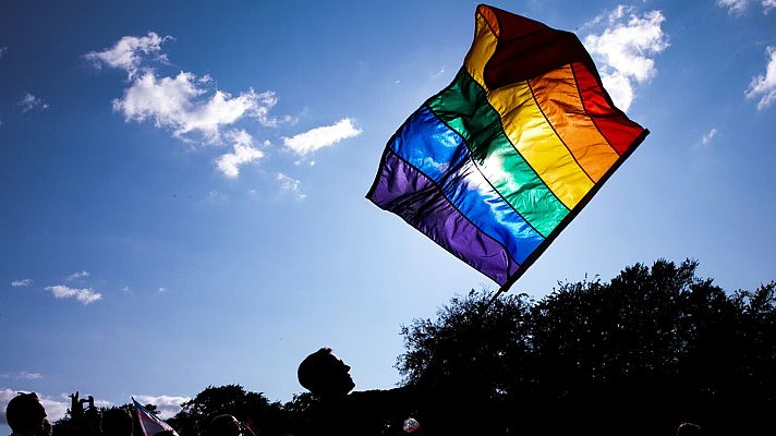 Telediario 1 - Los Mossos crean una unidad especializada en delitos de odio