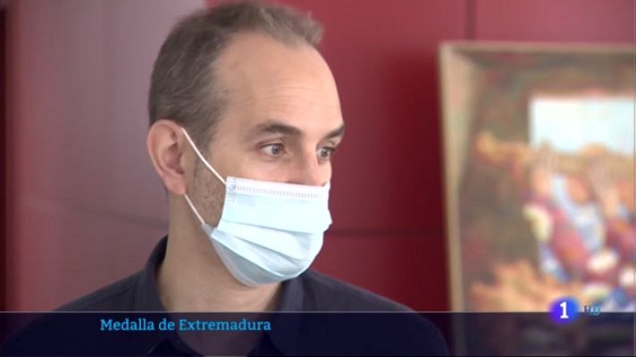 Noticias de Extremadura - Medalla de Extremadura a Jose María Fernández de Vega